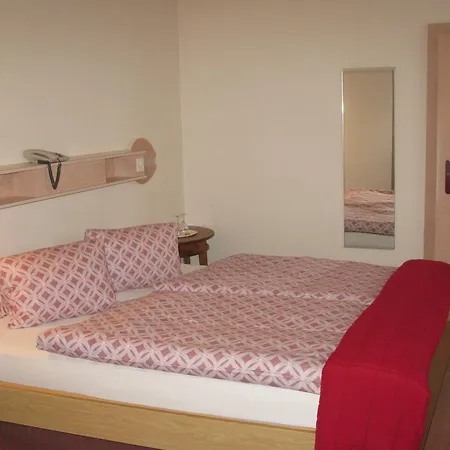 Restaurant Escher بيت ريفي 3*