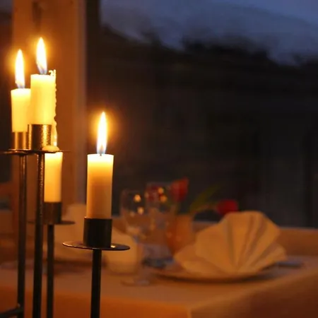 Restaurant Escher Han/Misafirhane Leukerbad