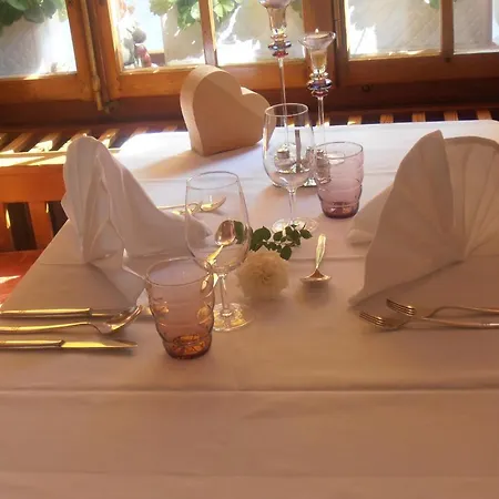 Restaurant Escher Han/Misafirhane