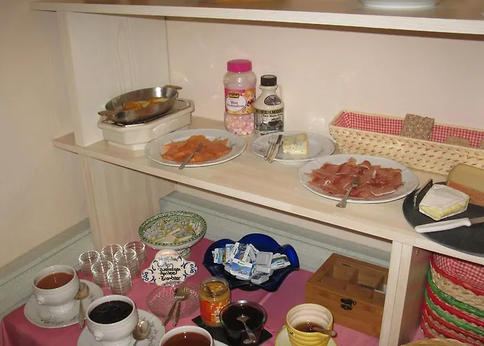 Restaurant Escher 宾馆 洛伊克巴德