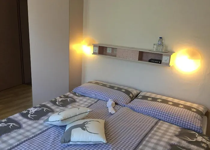 宾馆 Restaurant Escher 洛伊克巴德