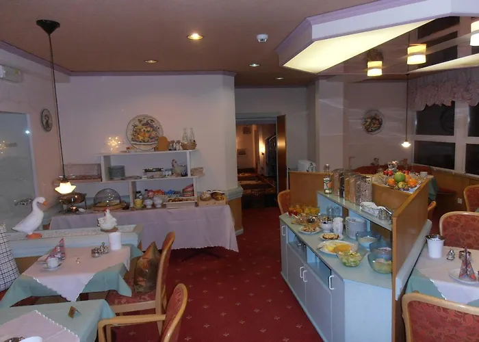 Restaurant Escher 3* 洛伊克巴德