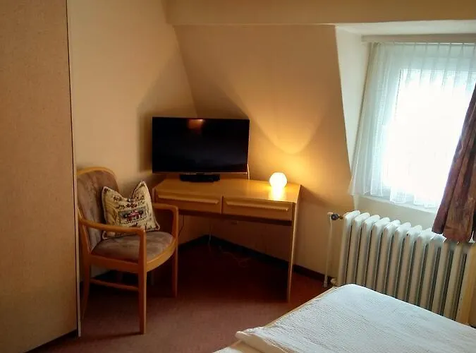 宾馆 Restaurant Escher 3*