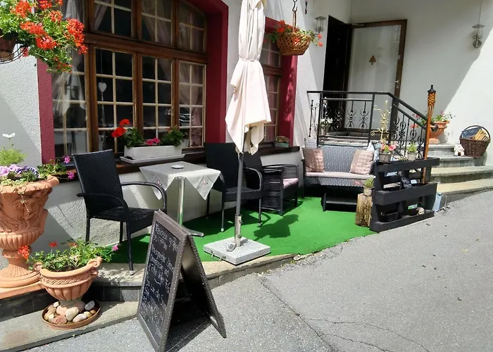 Han/Misafirhane Restaurant Escher 3*